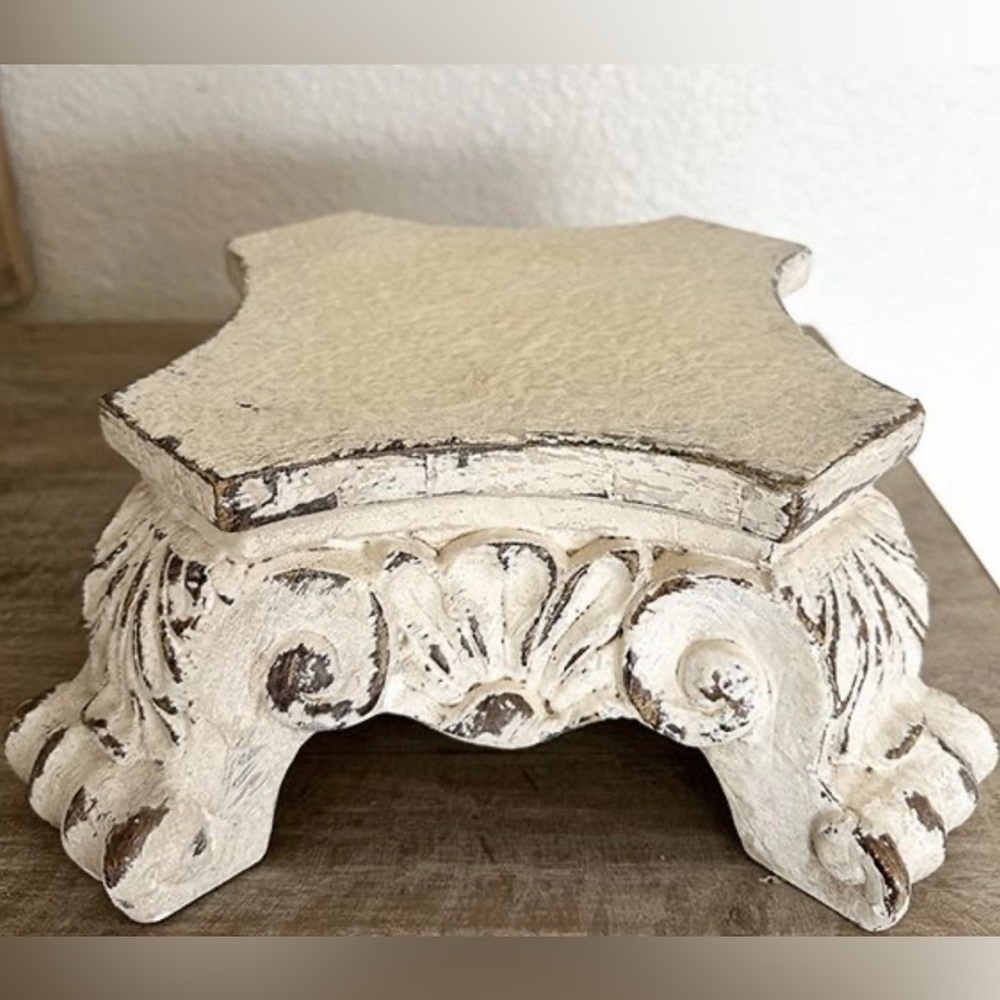 Ivory Cream Resin Pedestal Base for Accessories, Candles, or Lamps as a Riser